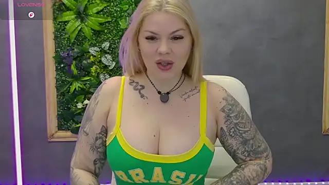 Raven Luna online show from 03/20/26, 05:19