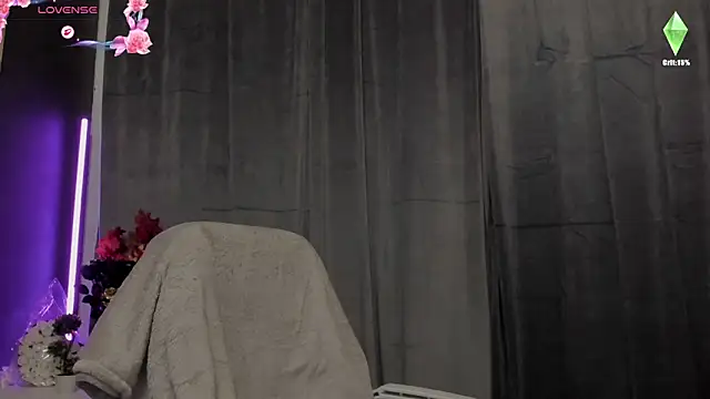 Raven Luna online show from 11/07/25, 05:23