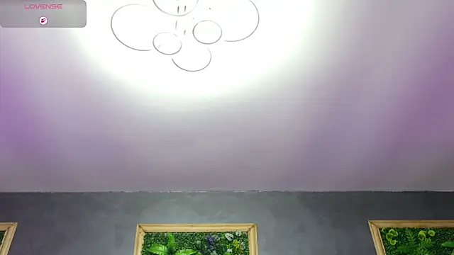 Raven Luna online show from 05/19/26, 04:19