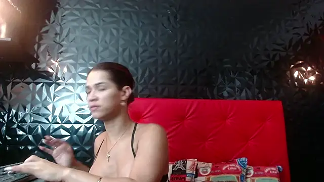 Snapshot of PINK__LOLA1 chatting on 03/11/25, 12:00 PINK LOLA1 online show from 03/11/25, 12:00