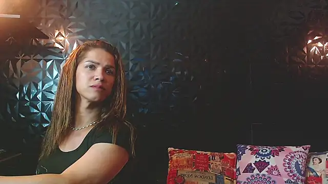 PINK  LOLA1 online show from 11/19/25, 08:09