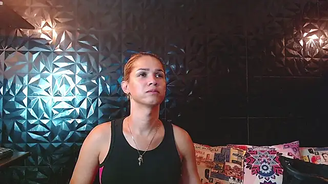 PINK  LOLA1 online show from 05/21/26, 11:46