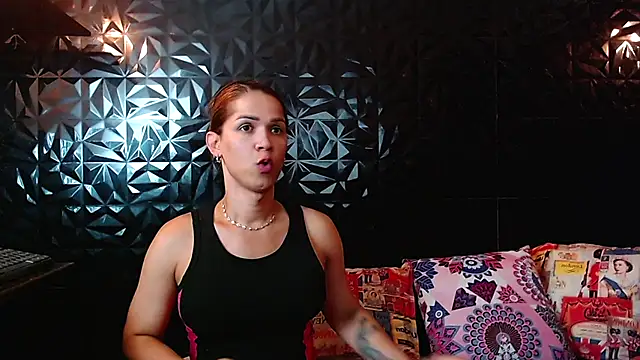 PINK  LOLA1 online show from 11/27/25, 10:32