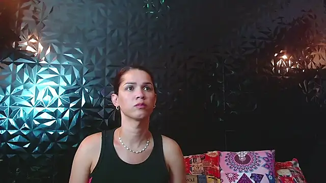Snapshot of PINK__LOLA1 chatting on 09/26/25, 11:22 PINK LOLA1 online show from 09/26/25, 11:22