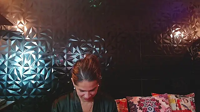 PINK  LOLA1 online show from 04/23/26, 12:29