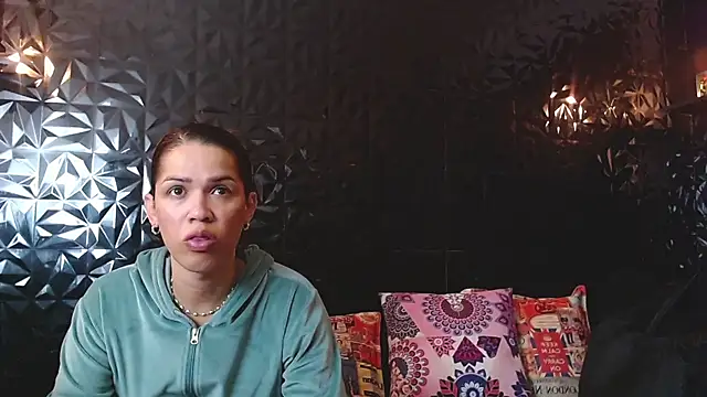 Snapshot of PINK__LOLA1 chatting on 09/15/25, 12:27 PINK LOLA1 online show from 09/15/25, 12:27