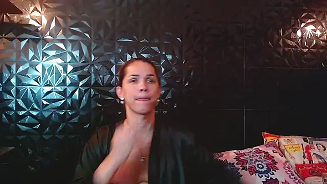 PINK  LOLA1 online show from 04/21/26, 03:07