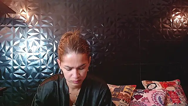 PINK  LOLA1 online show from 02/13/26, 11:54