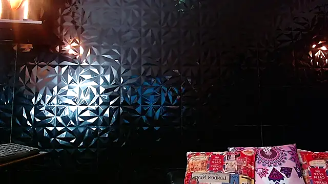 Snapshot of PINK__LOLA1 chatting on 09/10/25, 11:04 PINK LOLA1 online show from 09/10/25, 11:04