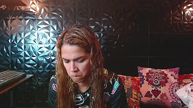 PINK  LOLA1 online show from 06/22/26, 11:35