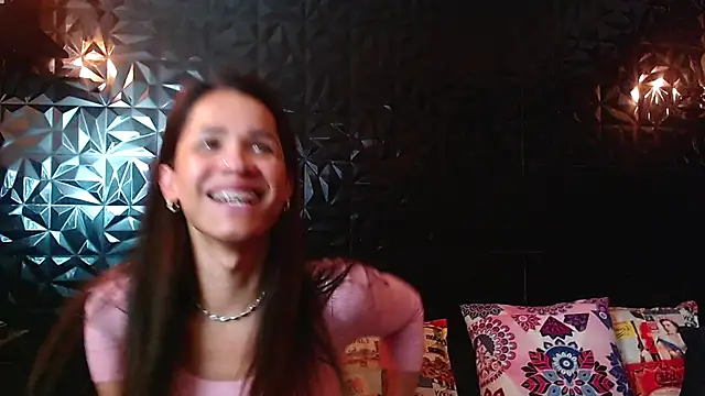 PINK  LOLA1 online show from 11/05/25, 10:46