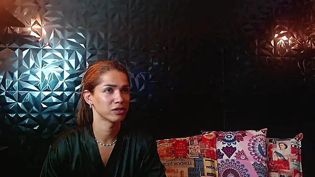 PINK  LOLA1 online show from 11/15/25, 11:09