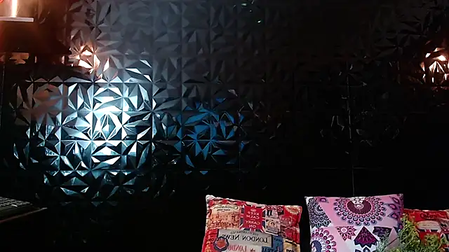 Snapshot of PINK__LOLA1 chatting on 09/09/25, 11:47 PINK LOLA1 online show from 09/09/25, 11:47