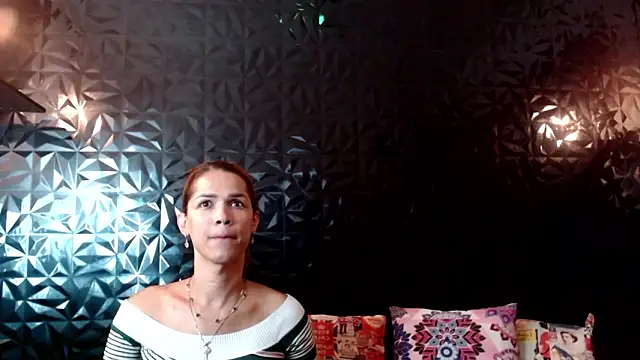 PINK  LOLA1 online show from 03/03/26, 09:33