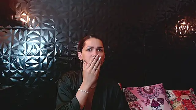 Snapshot of PINK__LOLA1 chatting on 09/30/25, 12:11 PINK LOLA1 online show from 09/30/25, 12:11