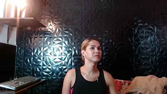 PINK  LOLA1 online show from 06/09/26, 11:17