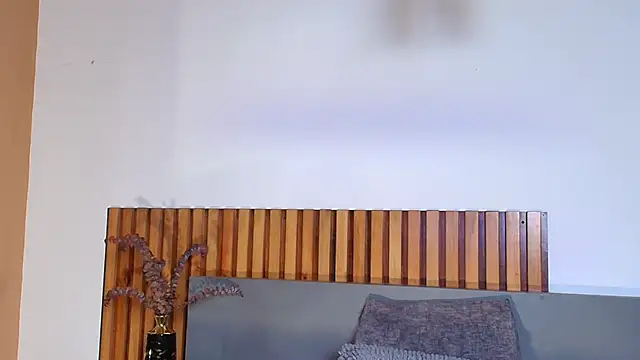 Christy Sea online show from 11/05/25, 06:33