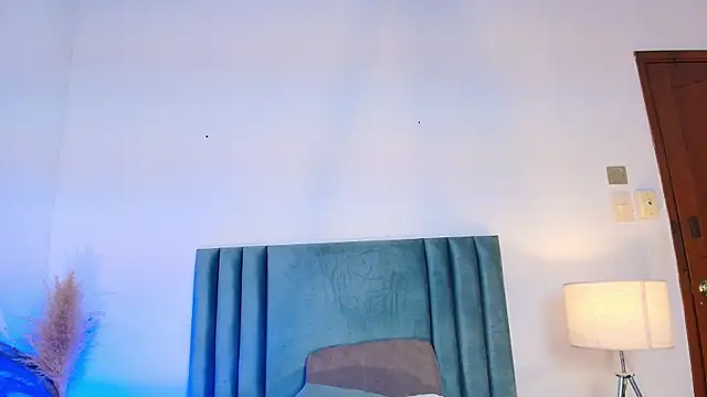 Christy Sea online show from 09/10/25, 06:18