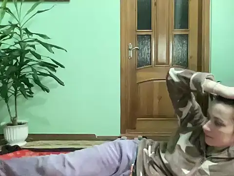 AngelTough20 online show from 02/04/26, 10:49