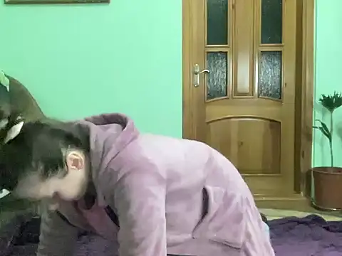 AngelTough20 online show from 11/25/25, 12:11