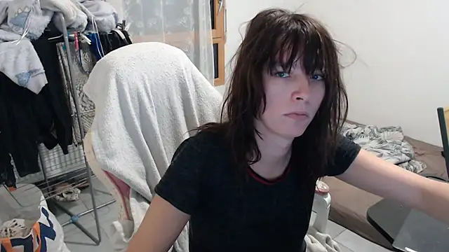 Snapshot of missthon0 chatting on 09/25/25, 11:16 missthon0 online show from 09/25/25, 11:16