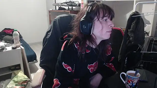 Snapshot of missthon0 chatting on 03/10/26, 11:03 missthon0 online show from 03/10/26, 11:03