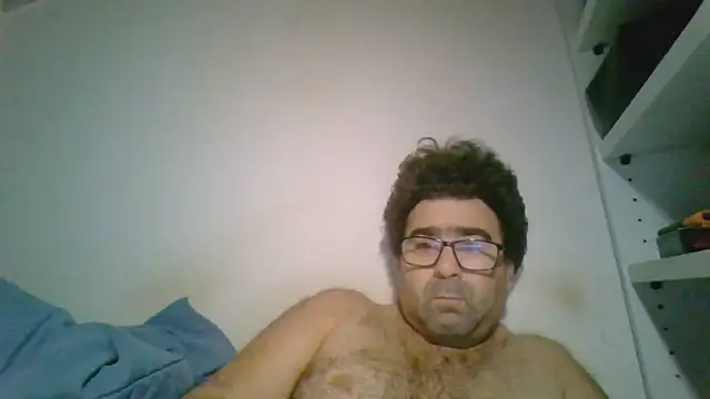 Snapshot of gerilom8787 chatting on 10/15/25, 10:51 gerilom8787 online show from 10/15/25, 10:51