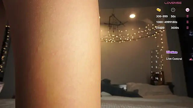 Amylittlestar online show from 04/14/26, 11:10