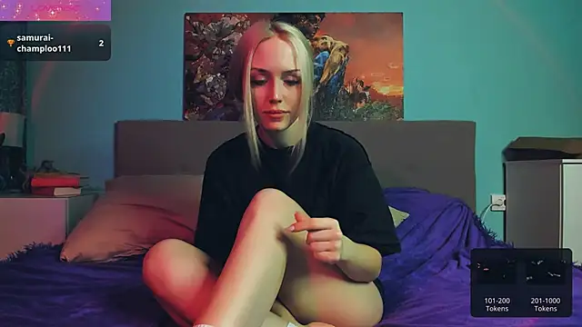 Linda Roxy online show from 12/21/24, 01:42