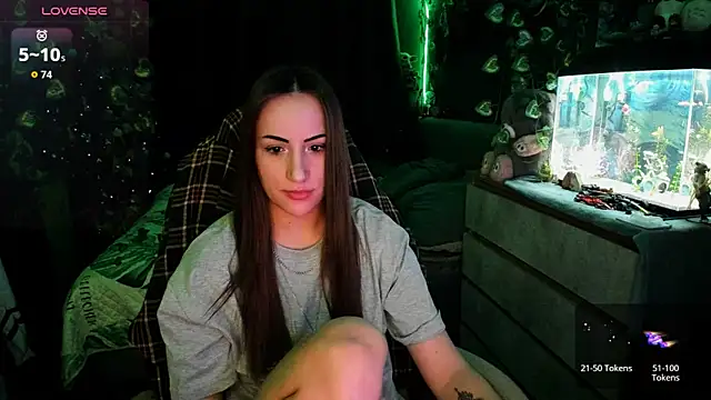 Selbi Paine online show from 12/18/25, 05:56