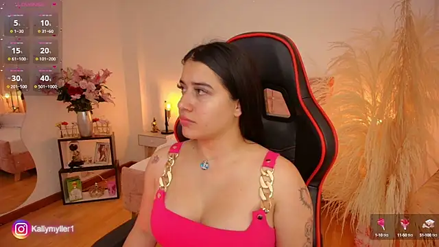 Snapshot of KallyMyller1 chatting on 02/20/25, 10:59 KallyMyller1 online show from 02/20/25, 10:59