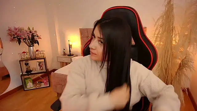 Snapshot of KallyMyller1 chatting on 02/13/25, 07:52 KallyMyller1 online show from 02/13/25, 07:52