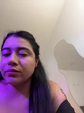 KallyMyller1 online show from 05/05/26, 07:39