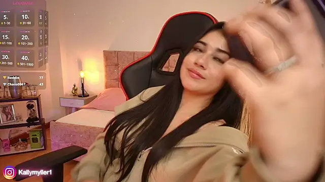 Snapshot of KallyMyller1 chatting on 01/27/25, 10:49 KallyMyller1 online show from 01/27/25, 10:49