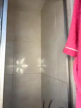 Snapshot of KallyMyller1 chatting on 09/12/25, 07:24 KallyMyller1 online show from 09/12/25, 07:24