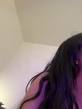 KallyMyller1 online show from 04/06/26, 07:48