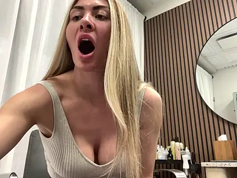 Alyssa rhoades online show from 04/10/26, 11:34