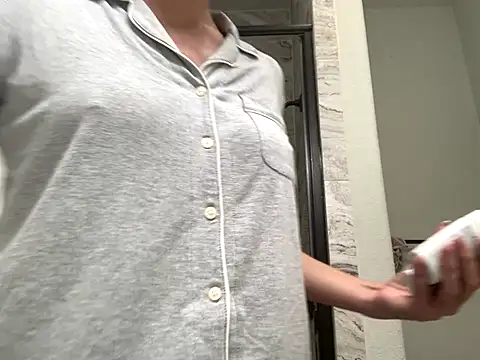 Alyssa rhoades online show from 11/18/25, 12:37