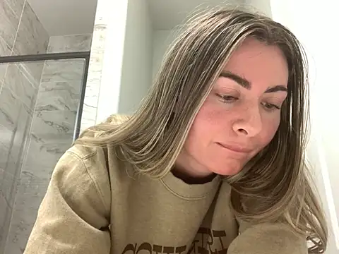 Alyssa rhoades online show from 11/01/25, 12:28