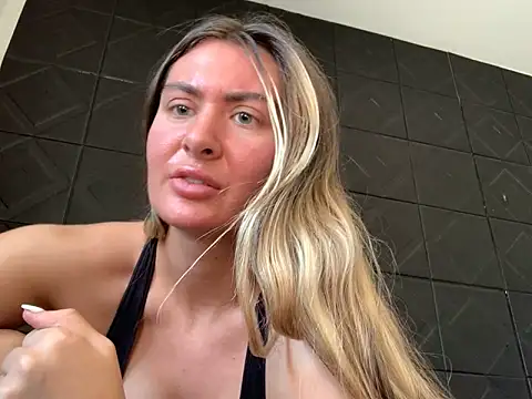 Alyssa rhoades online show from 02/23/25, 07:49