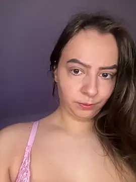 Snapshot of eleonoree chatting on 02/12/26, 06:29 eleonoree online show from 02/12/26, 06:29