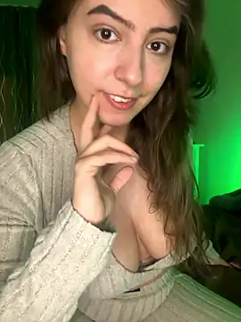 eleonoree online show from 10/28/25, 06:40