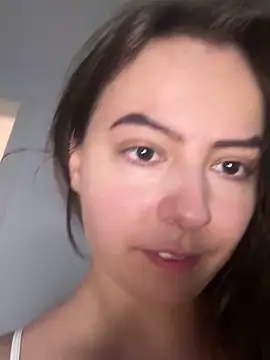 Snapshot of eleonoree chatting on 02/09/26, 09:35 eleonoree online show from 02/09/26, 09:35