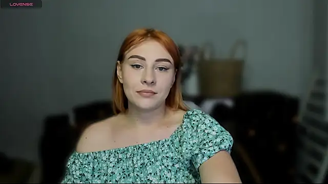 Snapshot of KindKristy chatting on 06/27/26, 05:02 KindKristy online show from 06/27/26, 05:02
