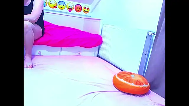 evehotty online show from 03/24/26, 08:09