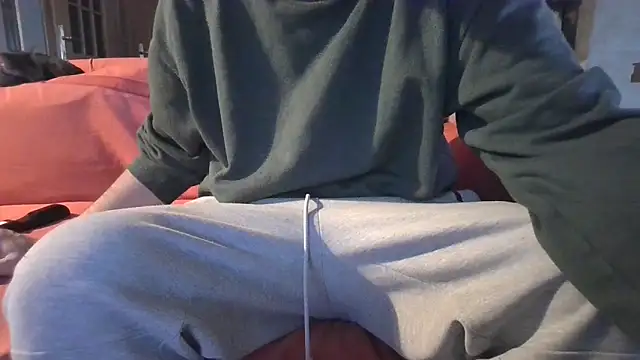 naked bear online show from 02/14/25, 07:59