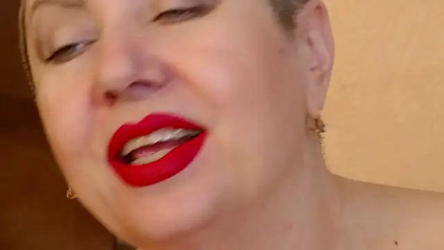 LadyPosh online show from 10/28/25, 10:20