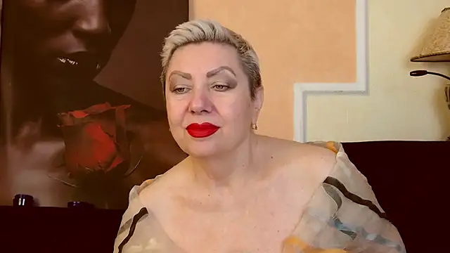 LadyPosh online show from 11/07/25, 09:52