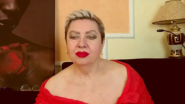 Snapshot of LadyPosh chatting on 06/03/26, 05:50 LadyPosh online show from 06/03/26, 05:50