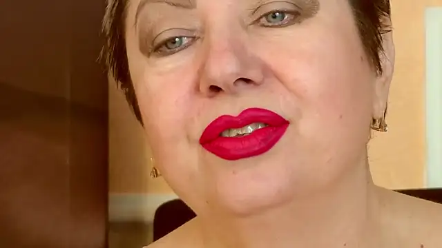 LadyPosh online show from 04/17/26, 12:57